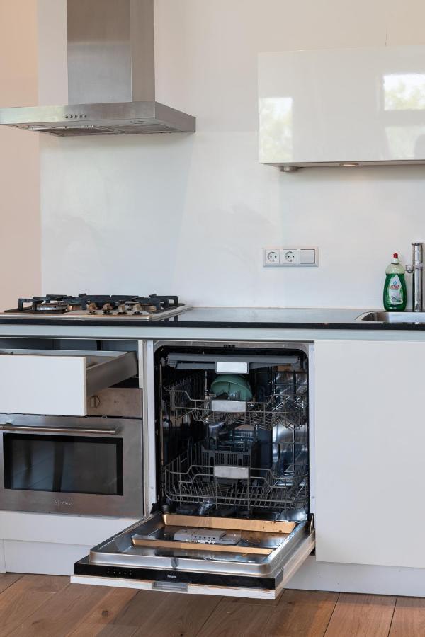 Penthouse Spacious Apartment With Canal View Amsterdam Eksteriør billede